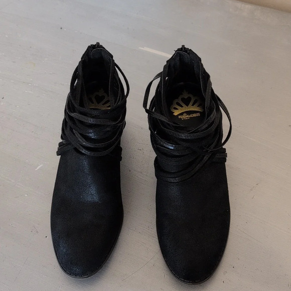 Fergalicious Barley Bootie Black SZ US 8 M / 39  EUR /25 cm - Picture 4 of 9